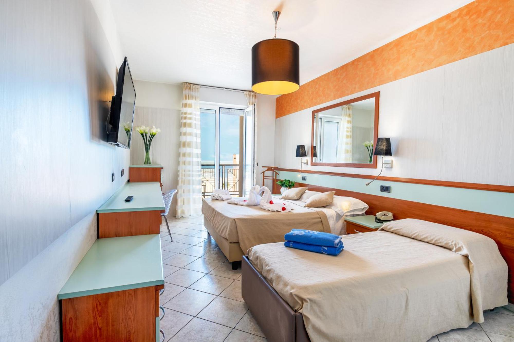 Deluxe Quadruple Room