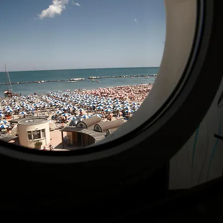Hotel Splendid Mare-2
