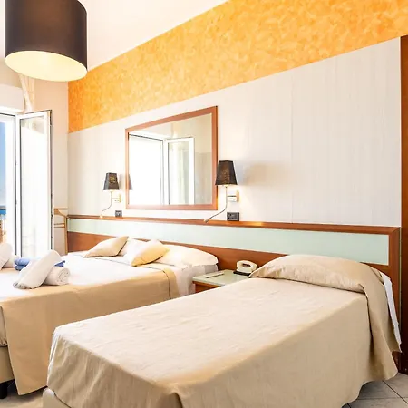 Hotel Vienna-3