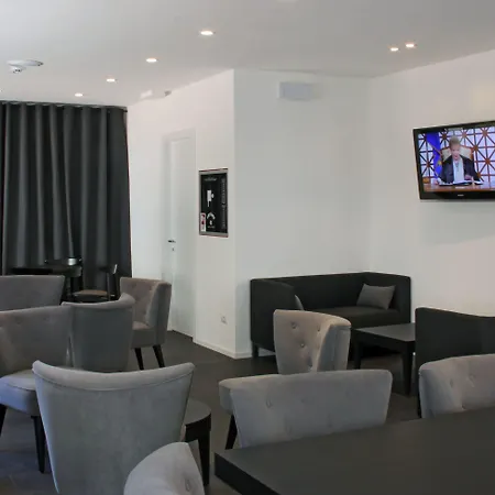 Hotel Cristallo-2